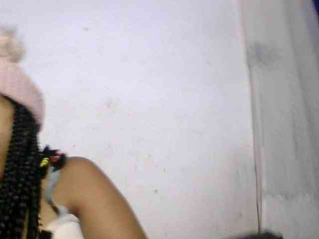Taniah webcam