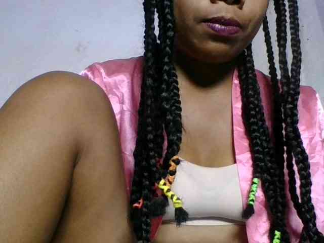 Taniah webcam