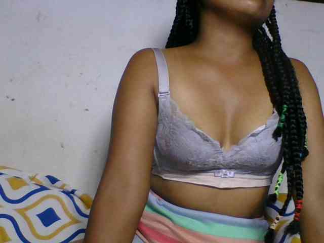 Taniah webcam