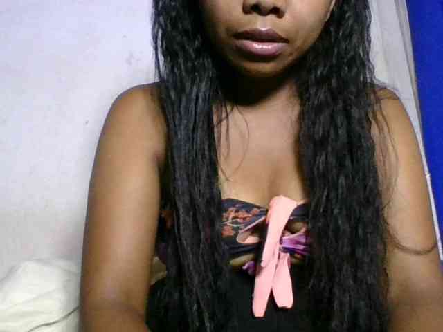 Taniah webcam