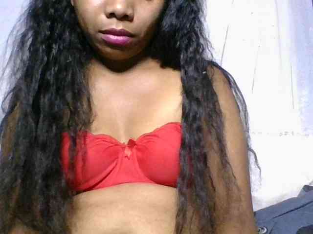 Taniah webcam