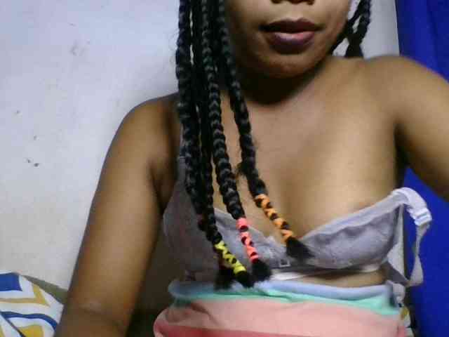 Taniah webcam