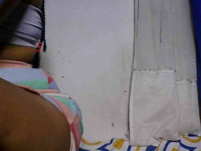 Taniah webcam