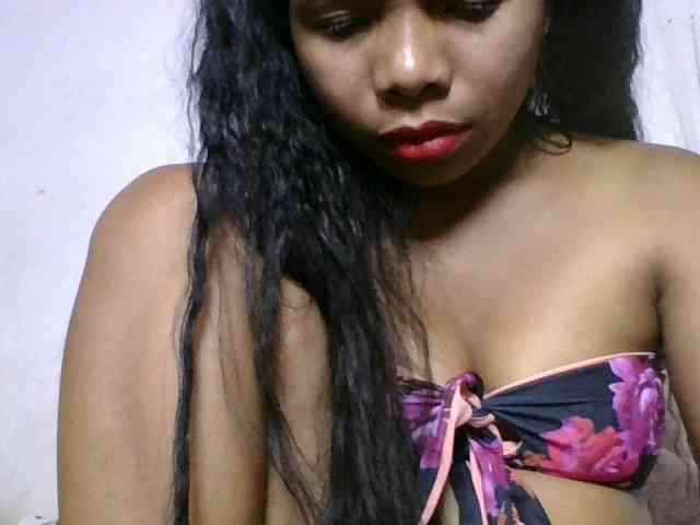 Taniah webcam