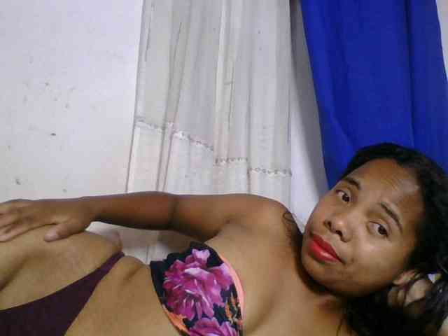 Taniah webcam