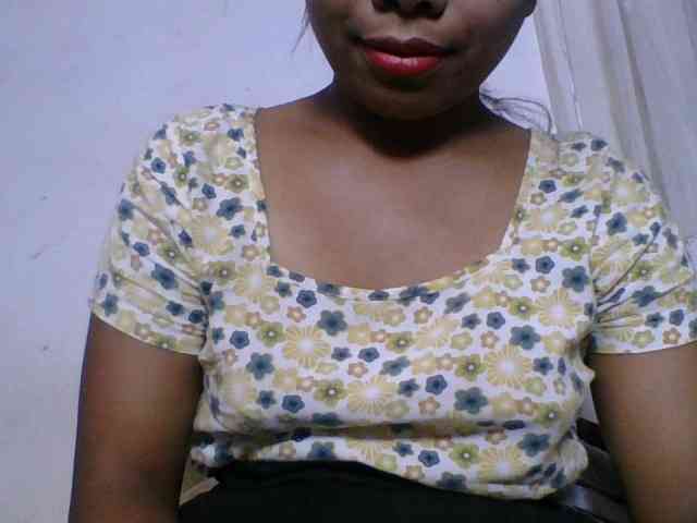 Taniah webcam