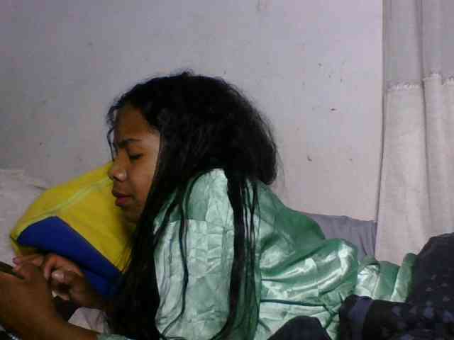 Taniah webcam