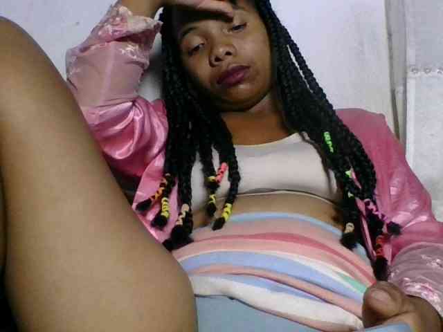 Taniah webcam