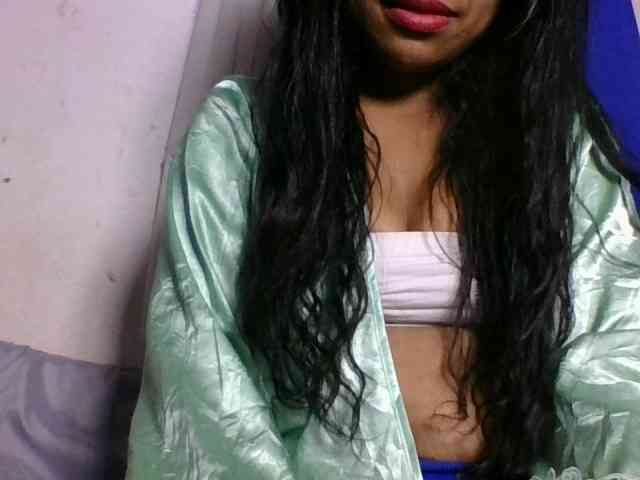 Taniah webcam