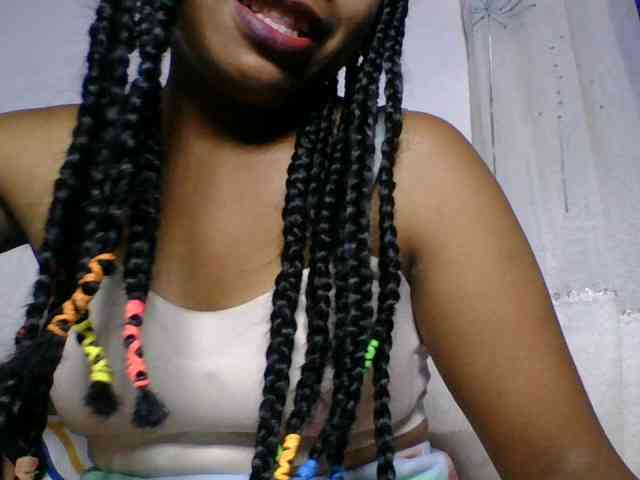 Taniah webcam