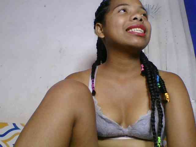 Taniah webcam