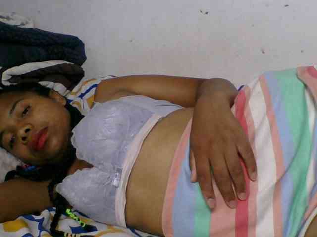 Taniah webcam