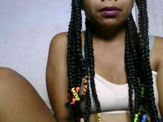 Taniah webcam