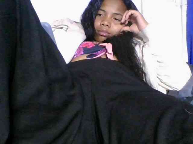 Taniah webcam