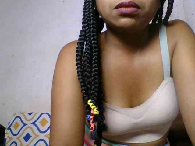 Taniah webcam