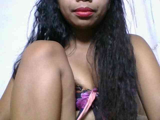Taniah webcam