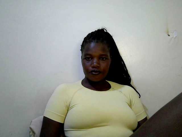 cute-heaven webcam bongacams model stream image