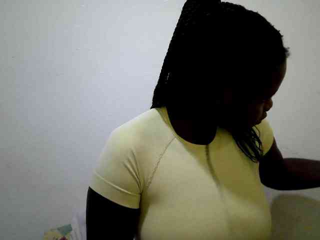 cute-heaven Live Webcam on BongaCams