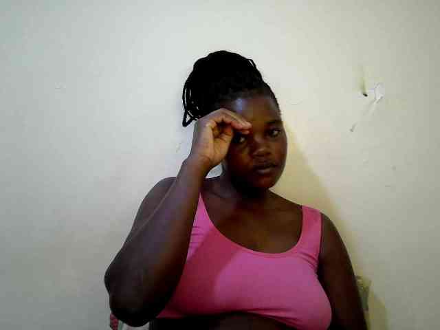 cute-heaven Live Webcam on BongaCams