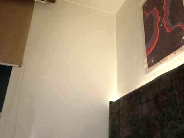 Dianakinky webcam
