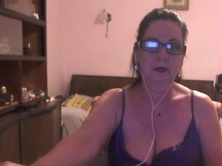 DelicateMilf69 Porn Show