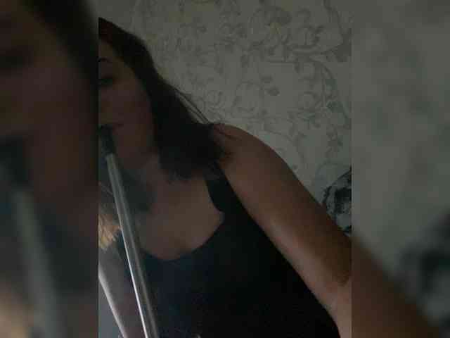 Julia-161 Live Webcam on BongaCams