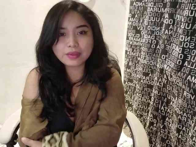Meomi25 webcam