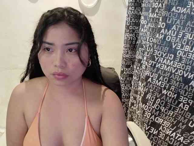 Meomi25 webcam