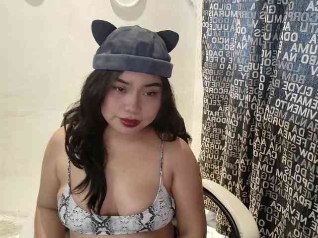 Meomi25 webcam