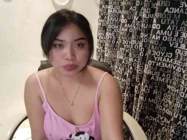 Meomi25 webcam