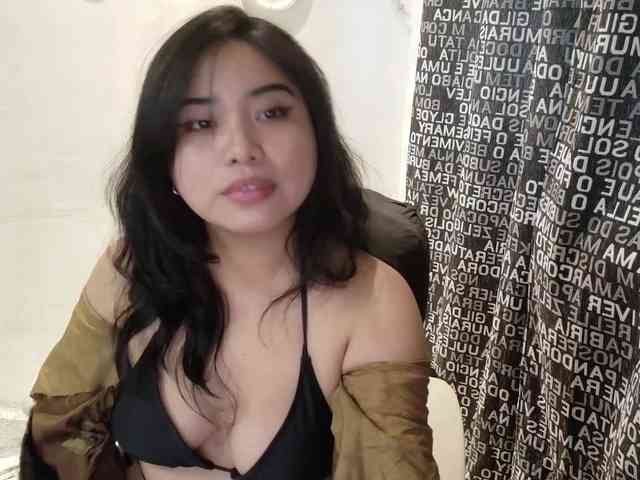 Meomi25 webcam
