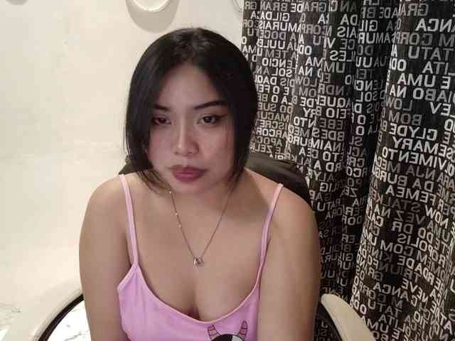 Meomi25 webcam