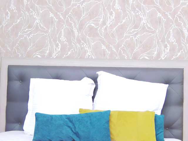 GraceRous's BongaCams show and profile