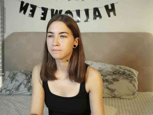 Sun-and-Luna Live Webcam on BongaCams