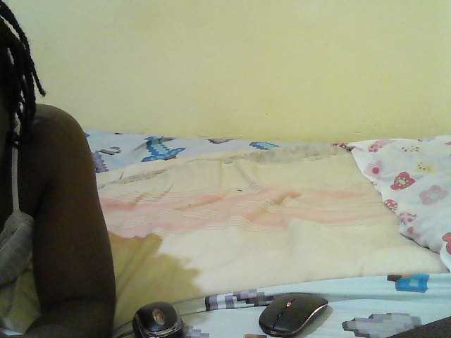 cute-nina's BongaCams show and profile