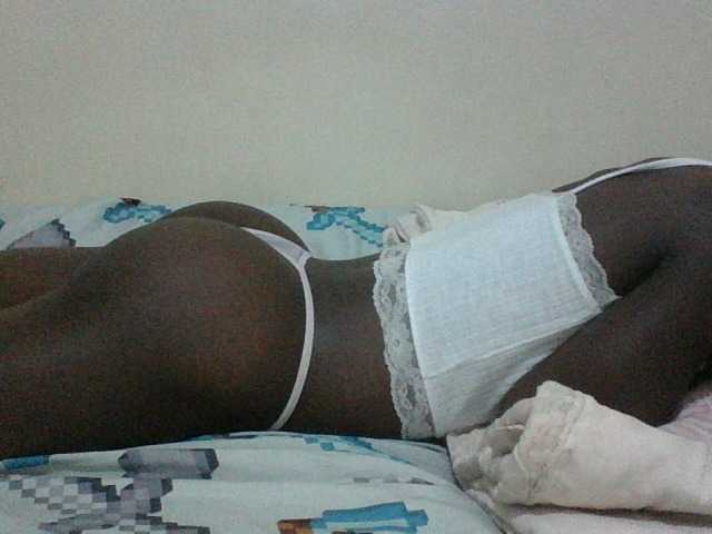 Cute-nina webcam bongacams model stream image