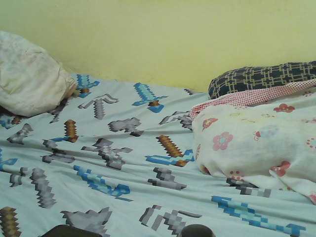 cute-nina's BongaCams show and profile