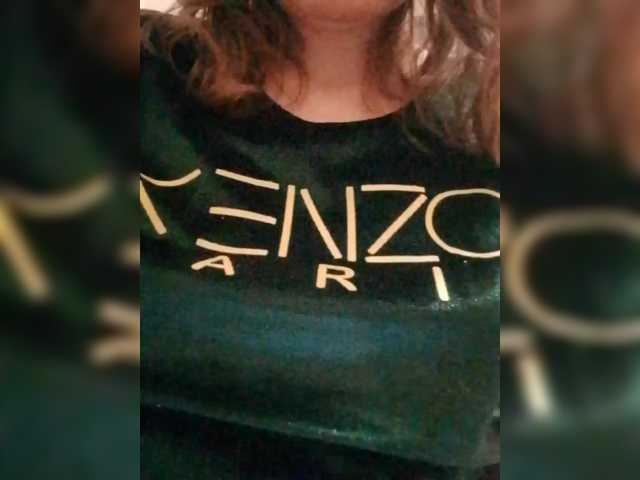 Anuta3's BongaCams show and profile