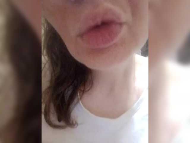 Anuta3's BongaCams show and profile