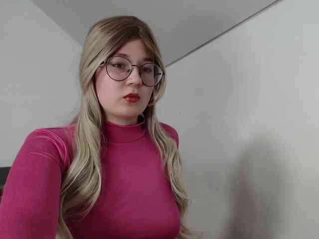 HotCherry Live Webcam on BongaCams