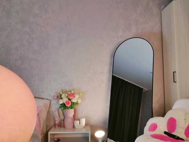 trinnitysweet's BongaCams show and profile