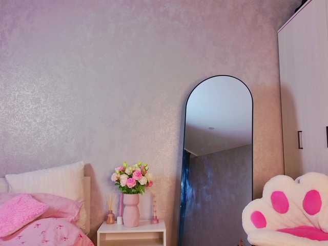 trinnitysweet's BongaCams show and profile