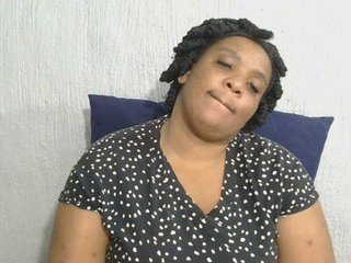 JuicyLucyxx Porn Show