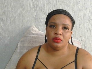 JuicyLucyxx Porn Show