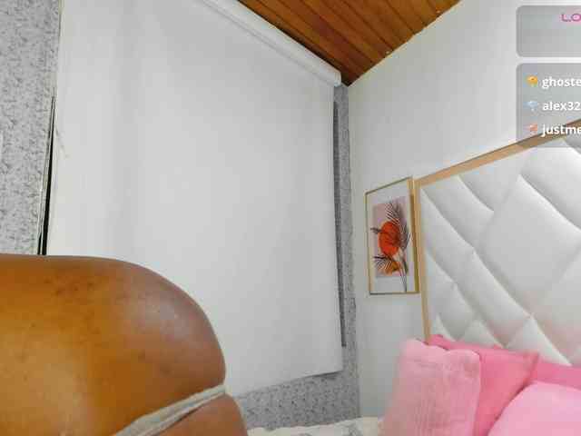 EmiliBonie webcam