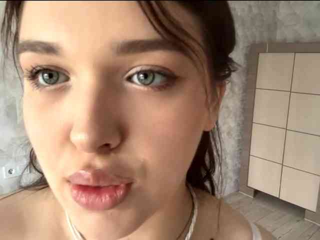 AshleaReuer webcam
