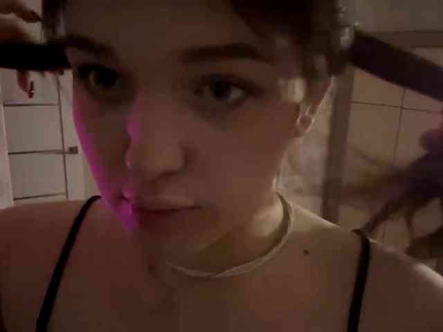 AshleaReuer webcam