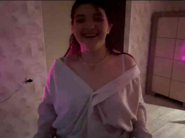 AshleaReuer webcam