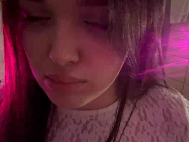 AshleaReuer webcam