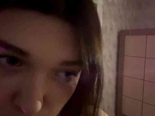 AshleaReuer webcam